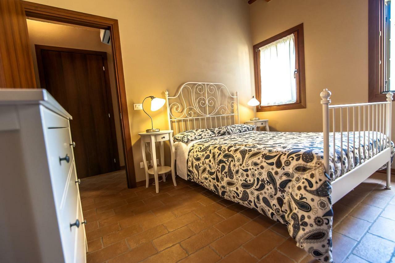 Apartamento Particolari Del Brenta Oriago Di Mira Exterior foto