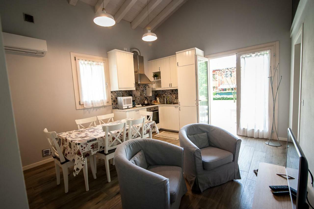 Apartamento Particolari Del Brenta Oriago Di Mira Exterior foto